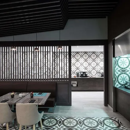 Hotel Catalonia Magdalenes 4*